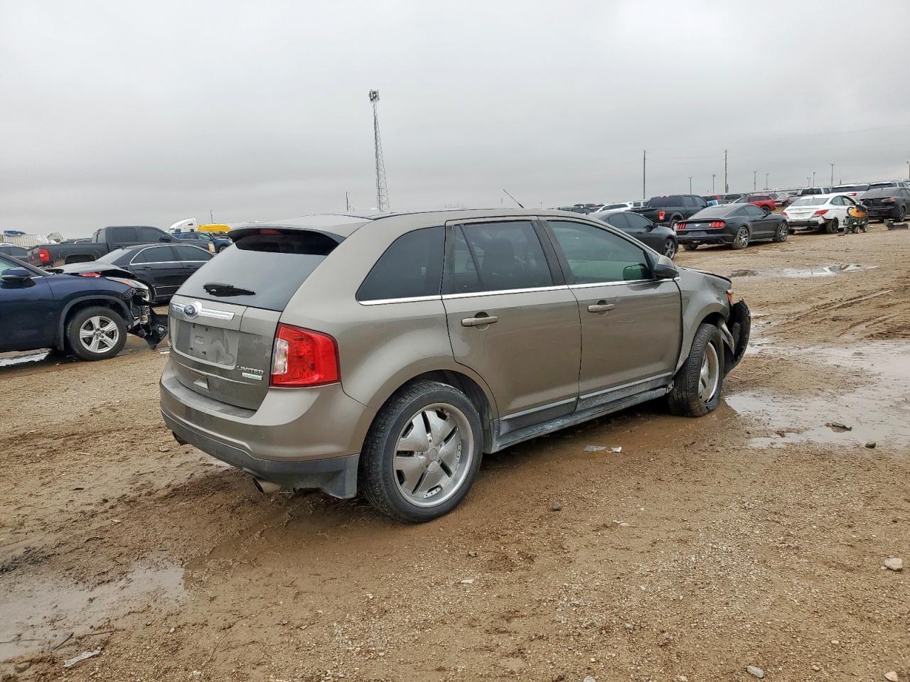 2012 Ford Edge Limited - Image 3