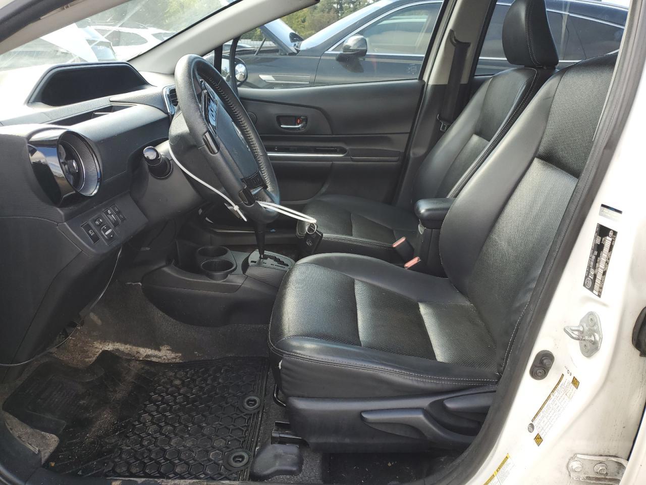 2018 Toyota Prius C - Фото 7