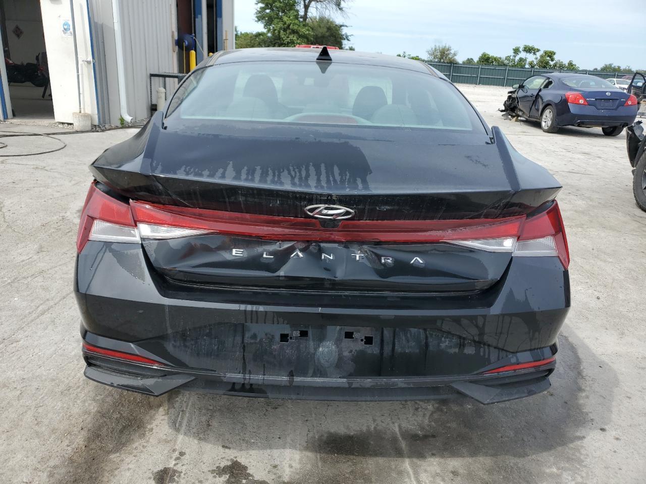 2023 Hyundai Elantra Sel - Фото 6