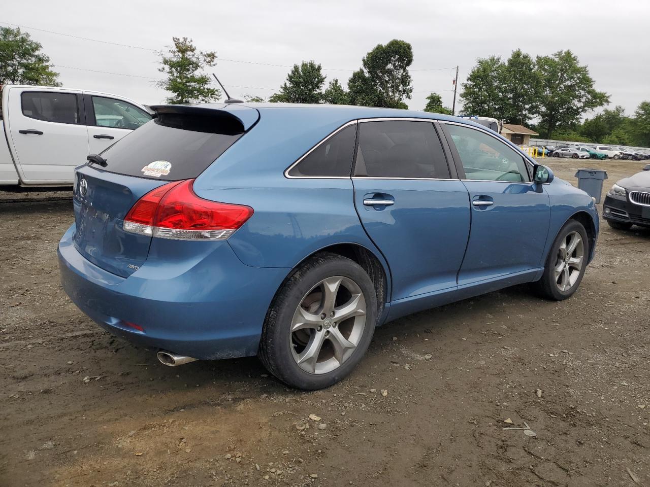 2011 Toyota Venza - Фото 3