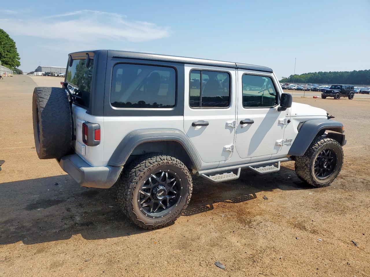 2019 Jeep Wrangler Unlimited Sport - Фото 3