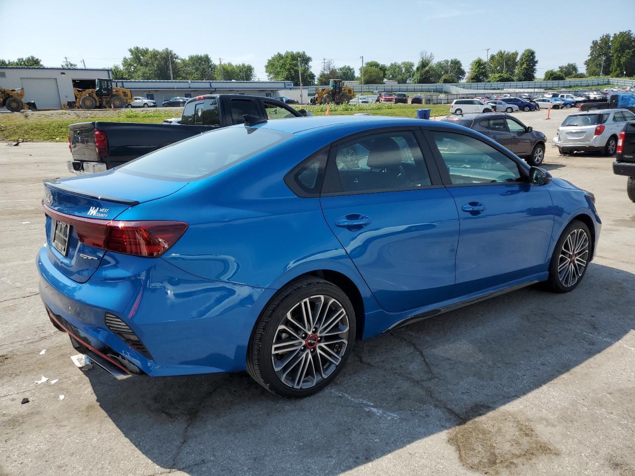 2023 Kia Forte Gt - Image 3
