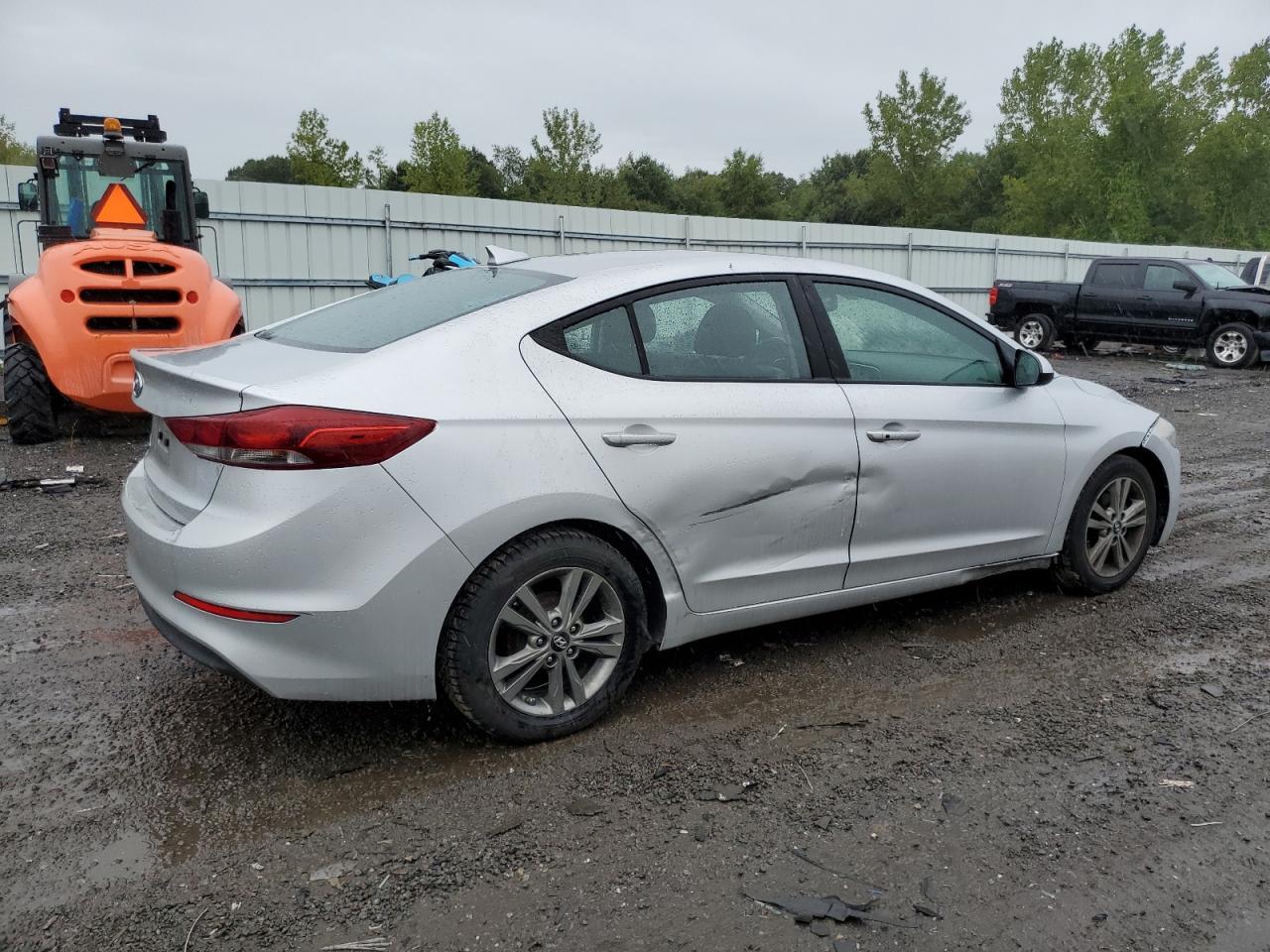 2017 Hyundai Elantra Se - Image 3