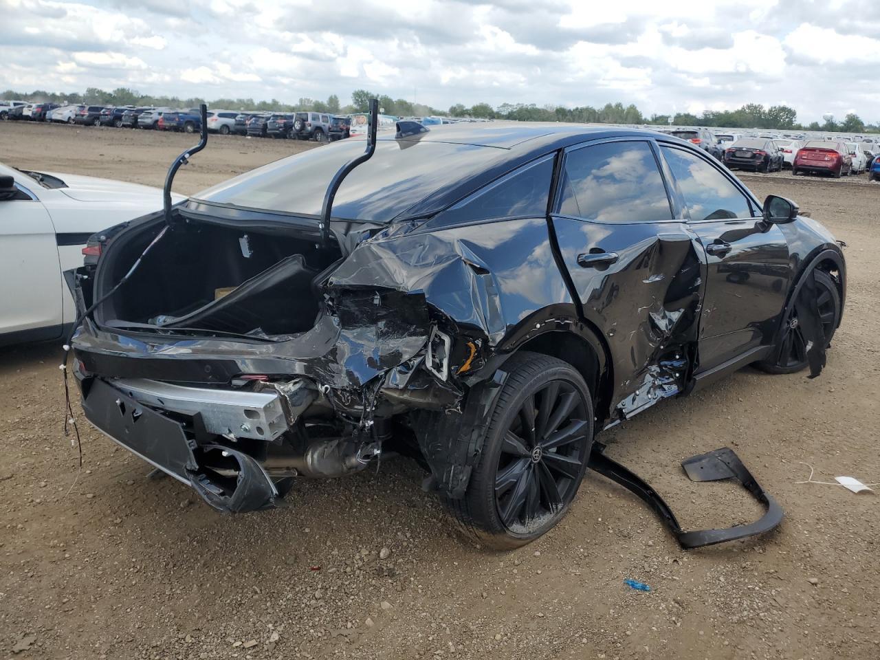 2026 Toyota Crown Xle - Image 3