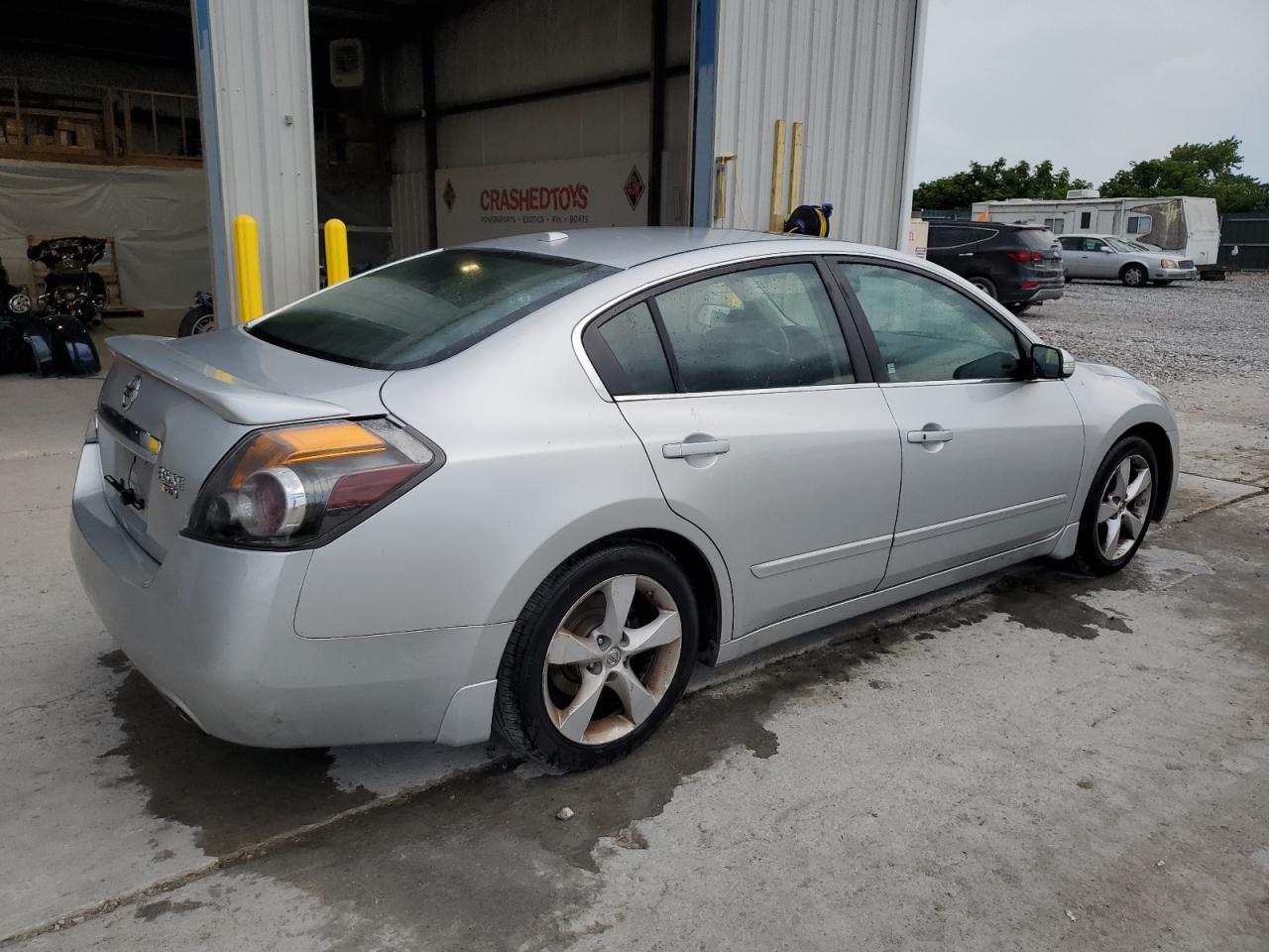 2009 Nissan Altima 3.5Se - Фото 3