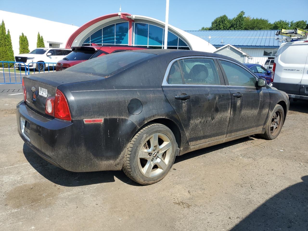 2010 Chevrolet Malibu 1Lt - Image 3