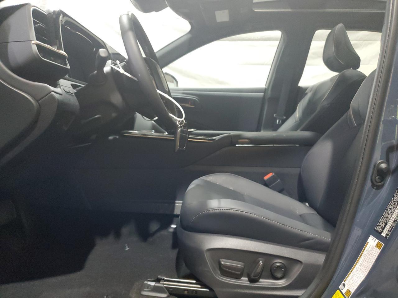 2025 Toyota Crown Xle - Фото 7