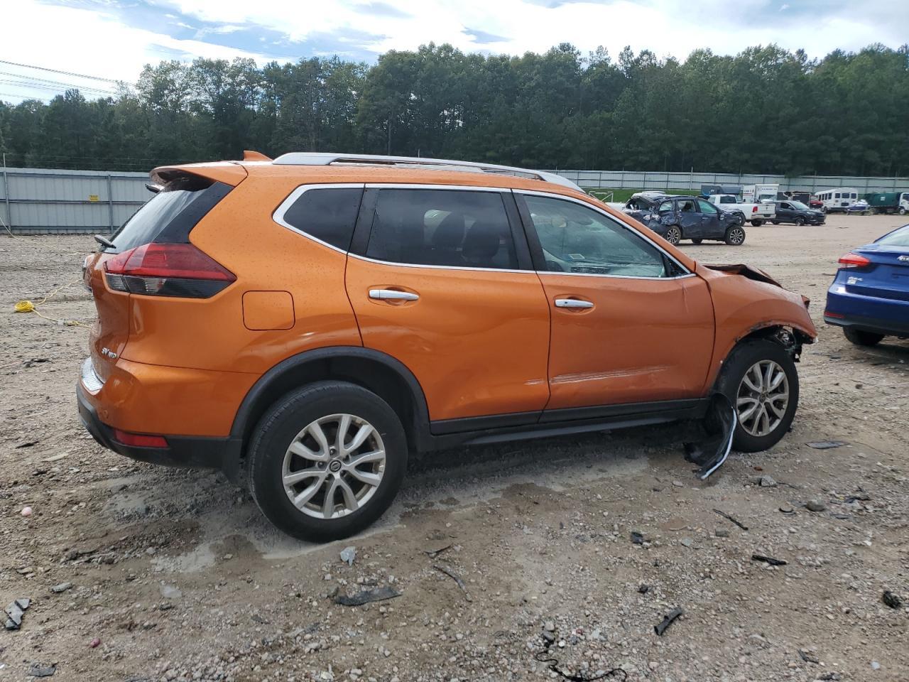 2019 Nissan Rogue S - Image 3