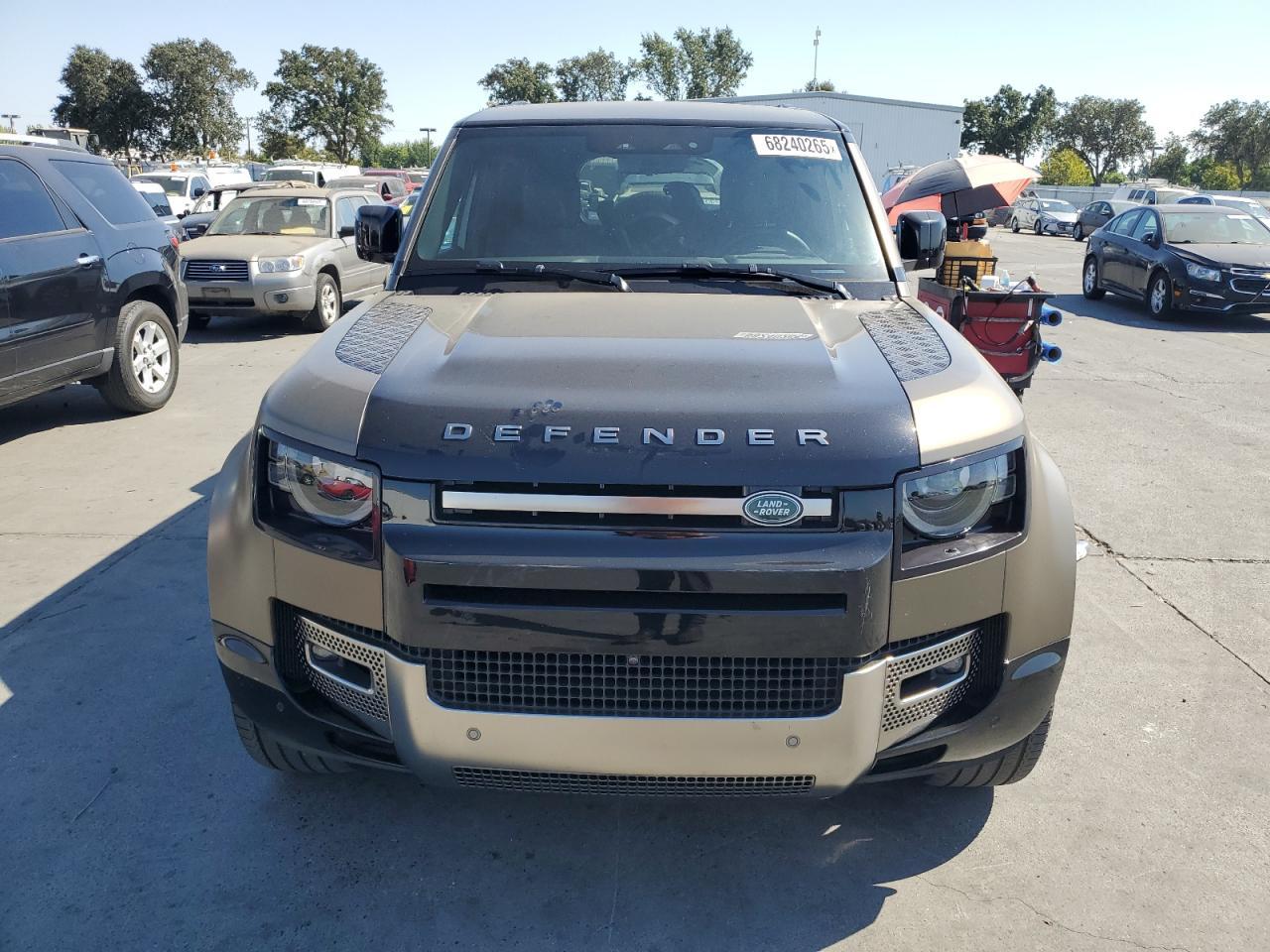 2023 Land Rover Defender 130 X - Фото 5