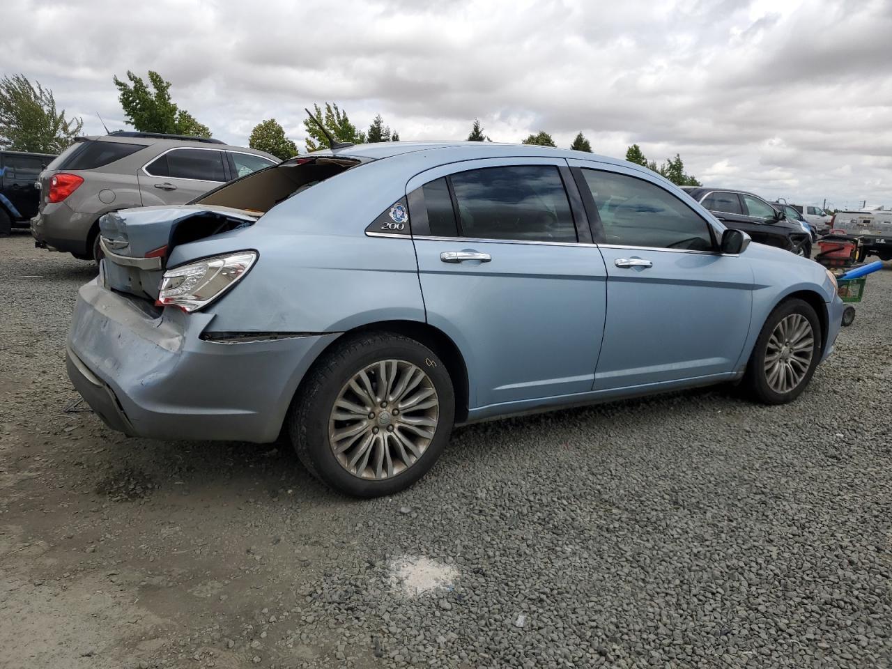 2012 Chrysler 200 Limited - Фото 3