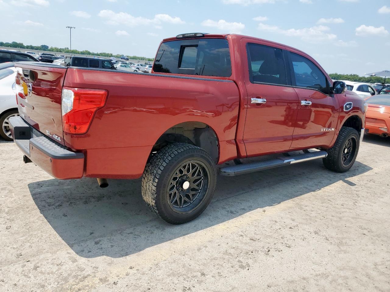 2017 Nissan Titan Sv - Фото 3