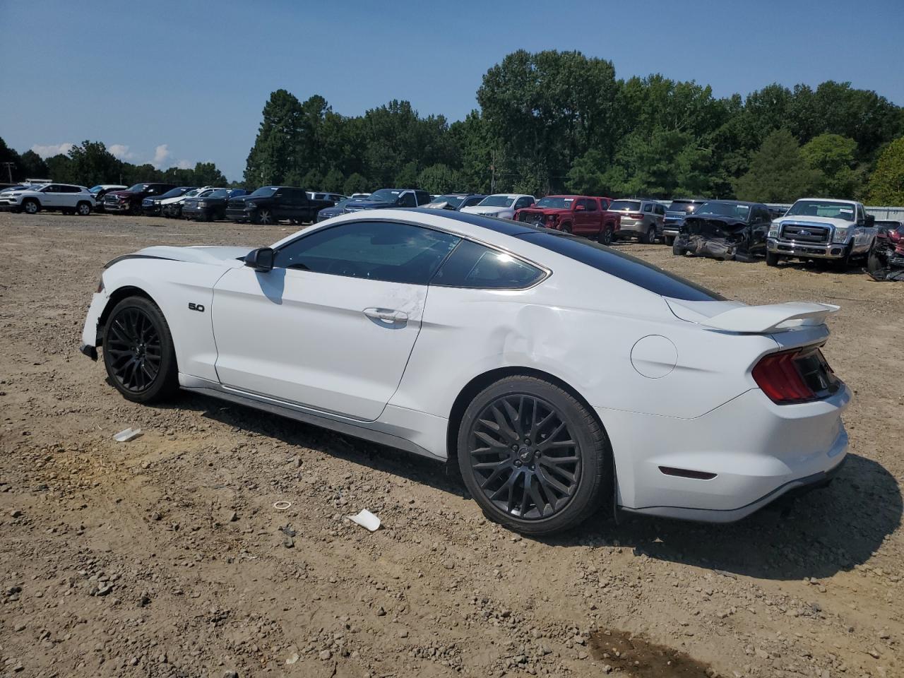 2020 Ford Mustang Gt - Фото 2