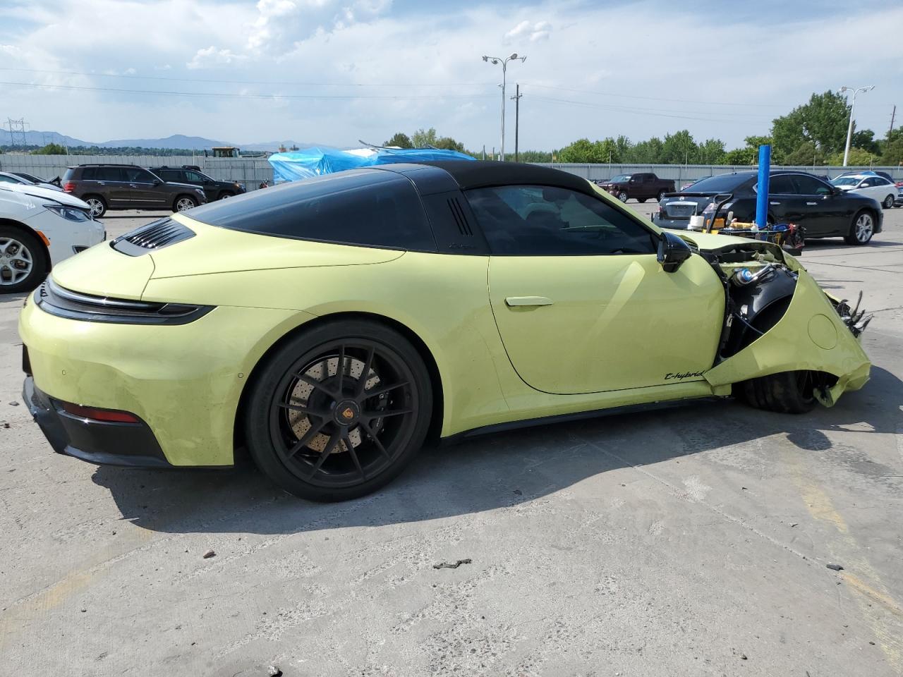 2025 Porsche 911 Targa 4 Gts - Фото 3