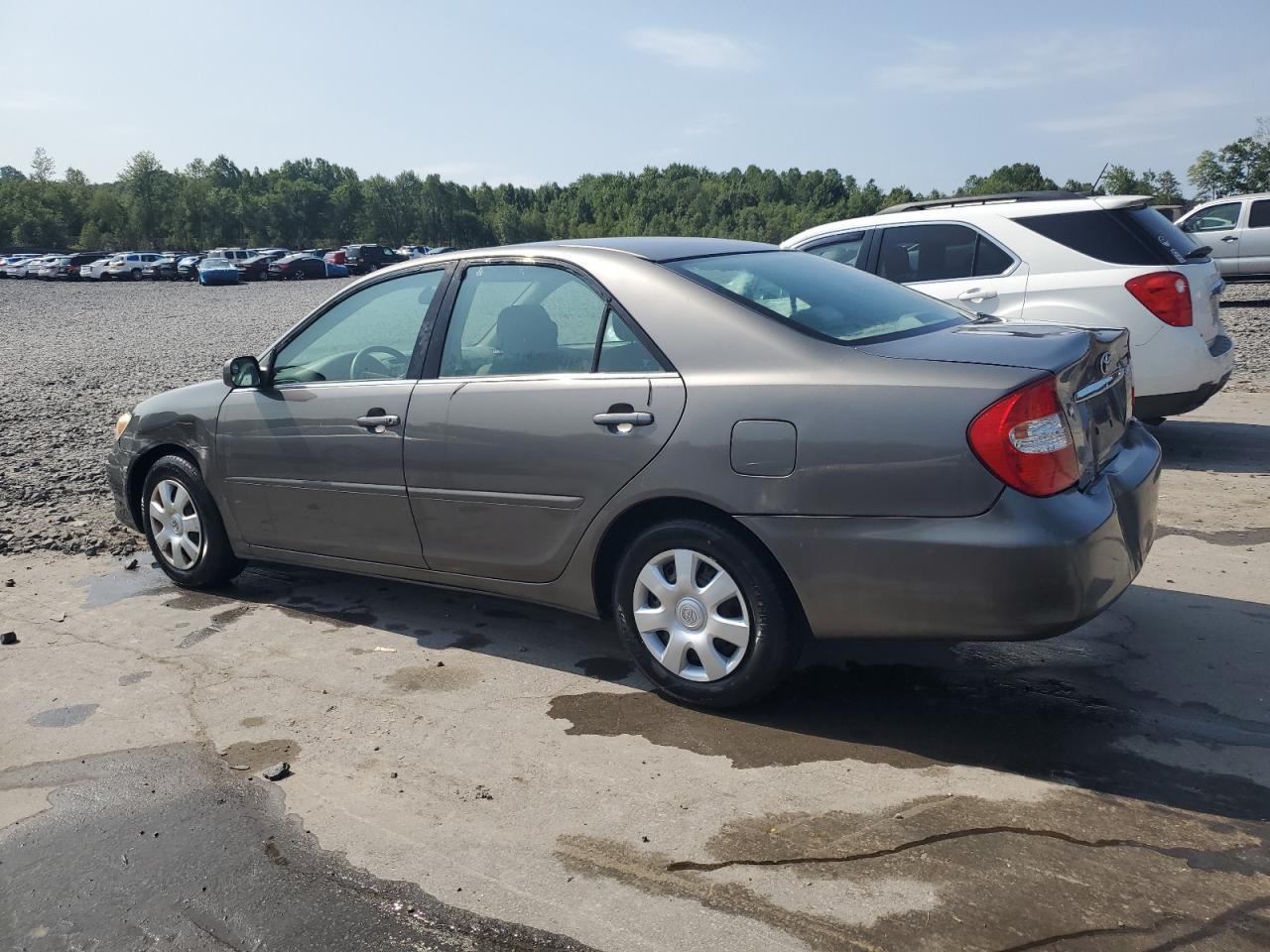 2004 Toyota Camry Le - Фото 2