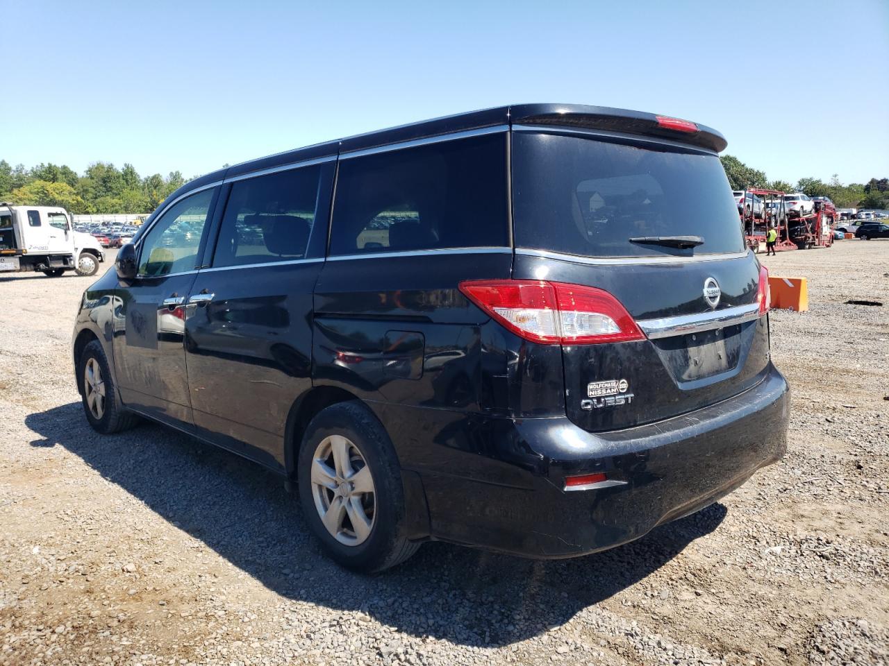 2013 Nissan Quest S - Фото 2