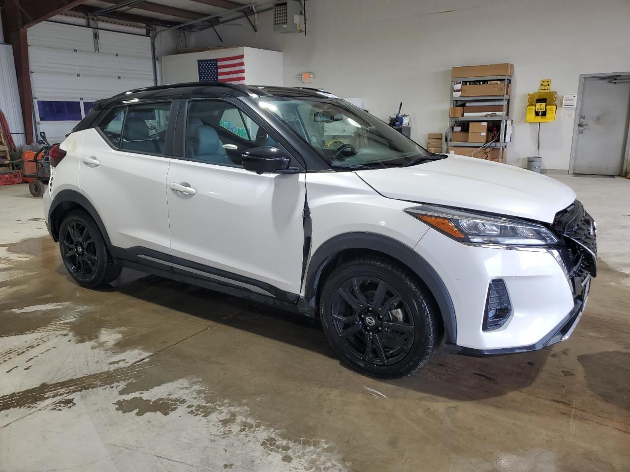 2021 Nissan Kicks Sr - Фото 4