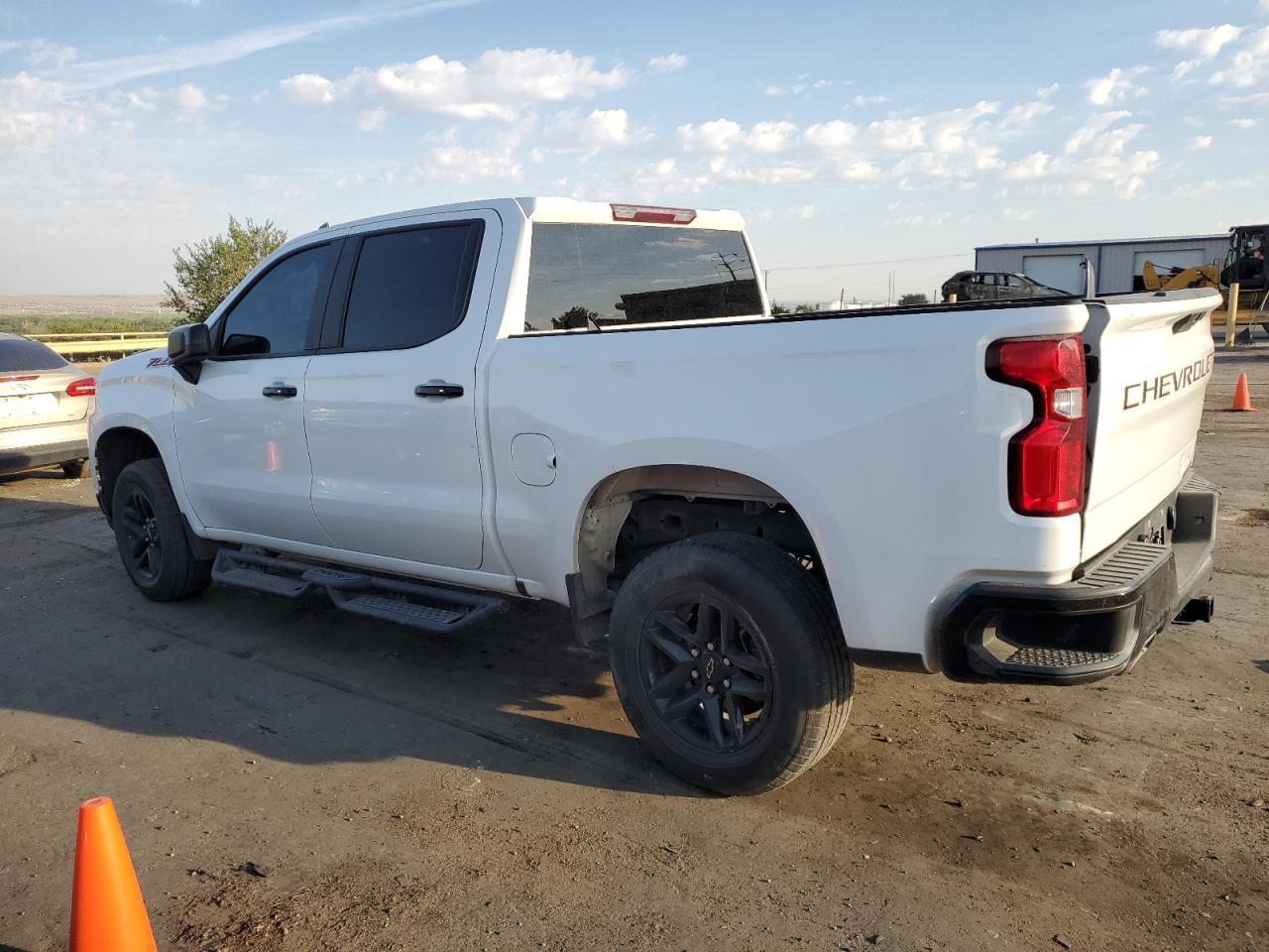 2019 Chevrolet Silverado K1500 Lt Trail Boss - Фото 2