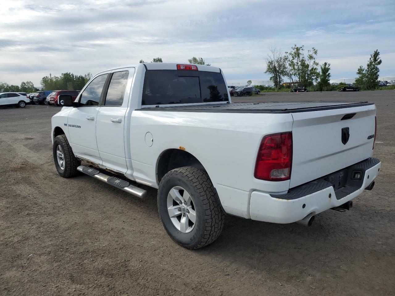 2011 Dodge Ram 1500 - Фото 2