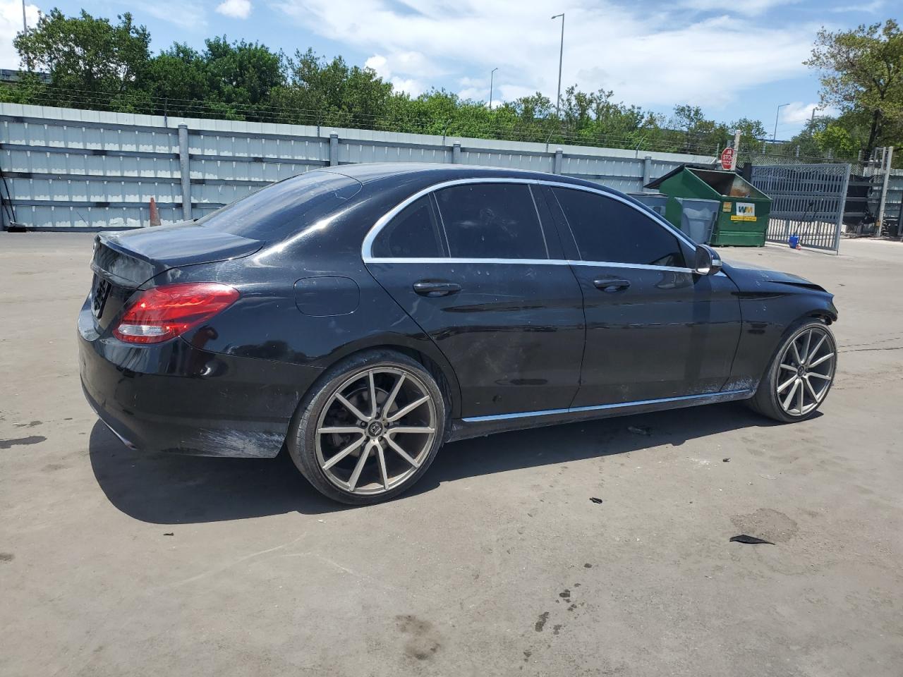 2015 Mercedes-Benz C 300 - Фото 3