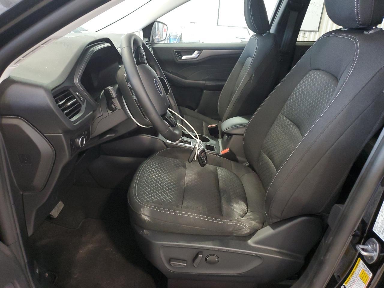 2025 Ford Escape Active - Image 7