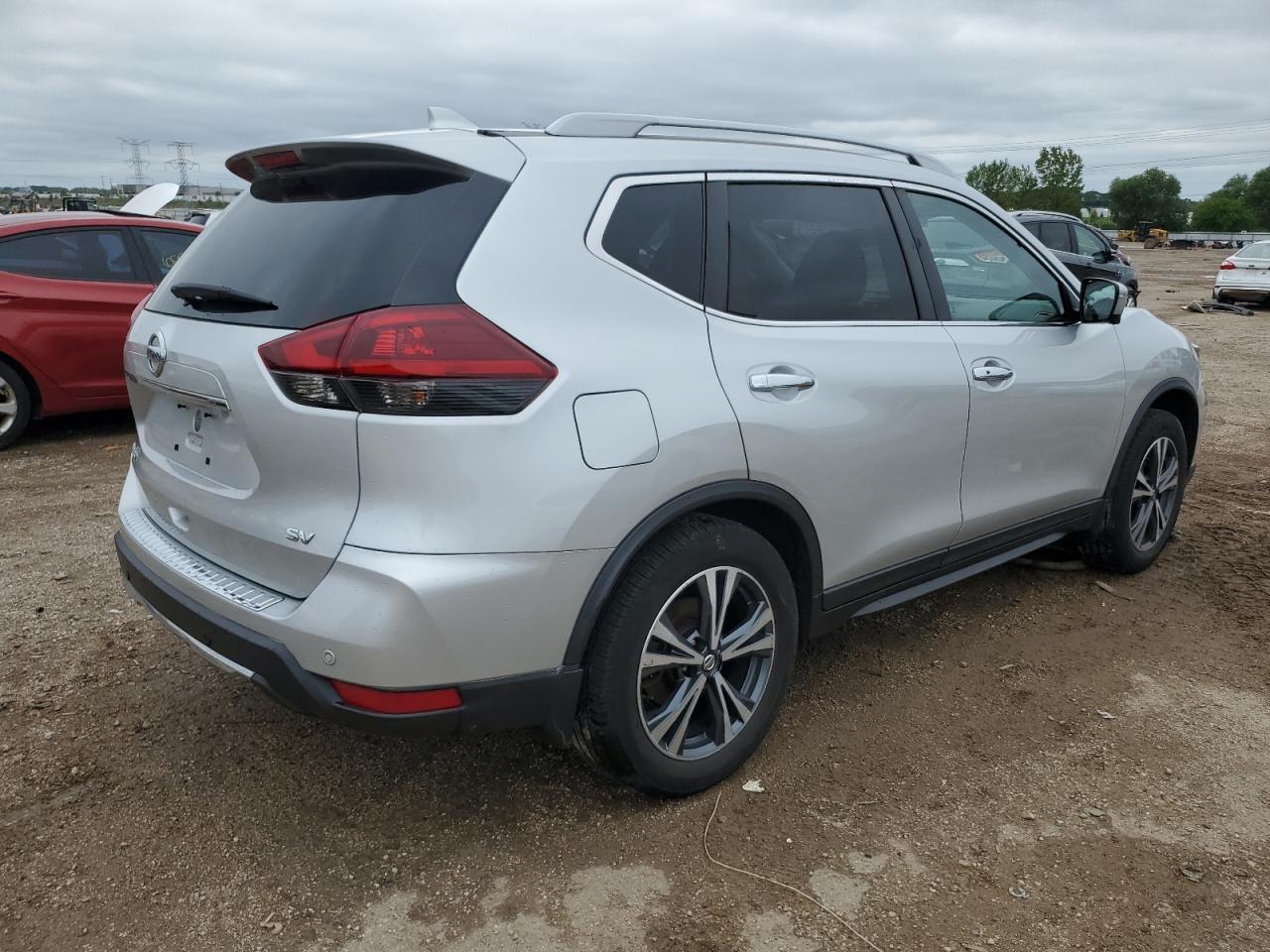 2019 Nissan Rogue - Image 3
