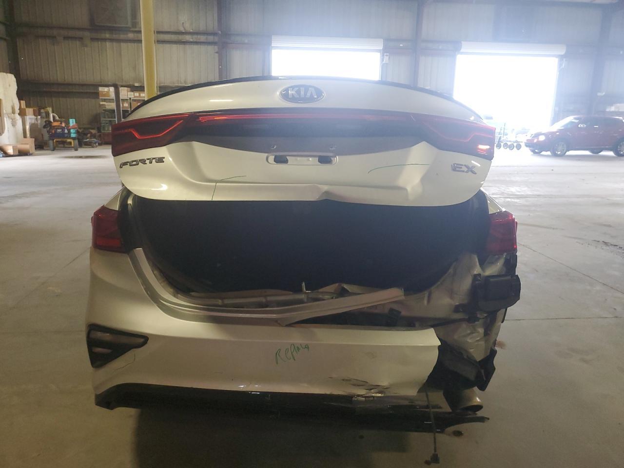 2020 Kia Forte Ex - Image 6