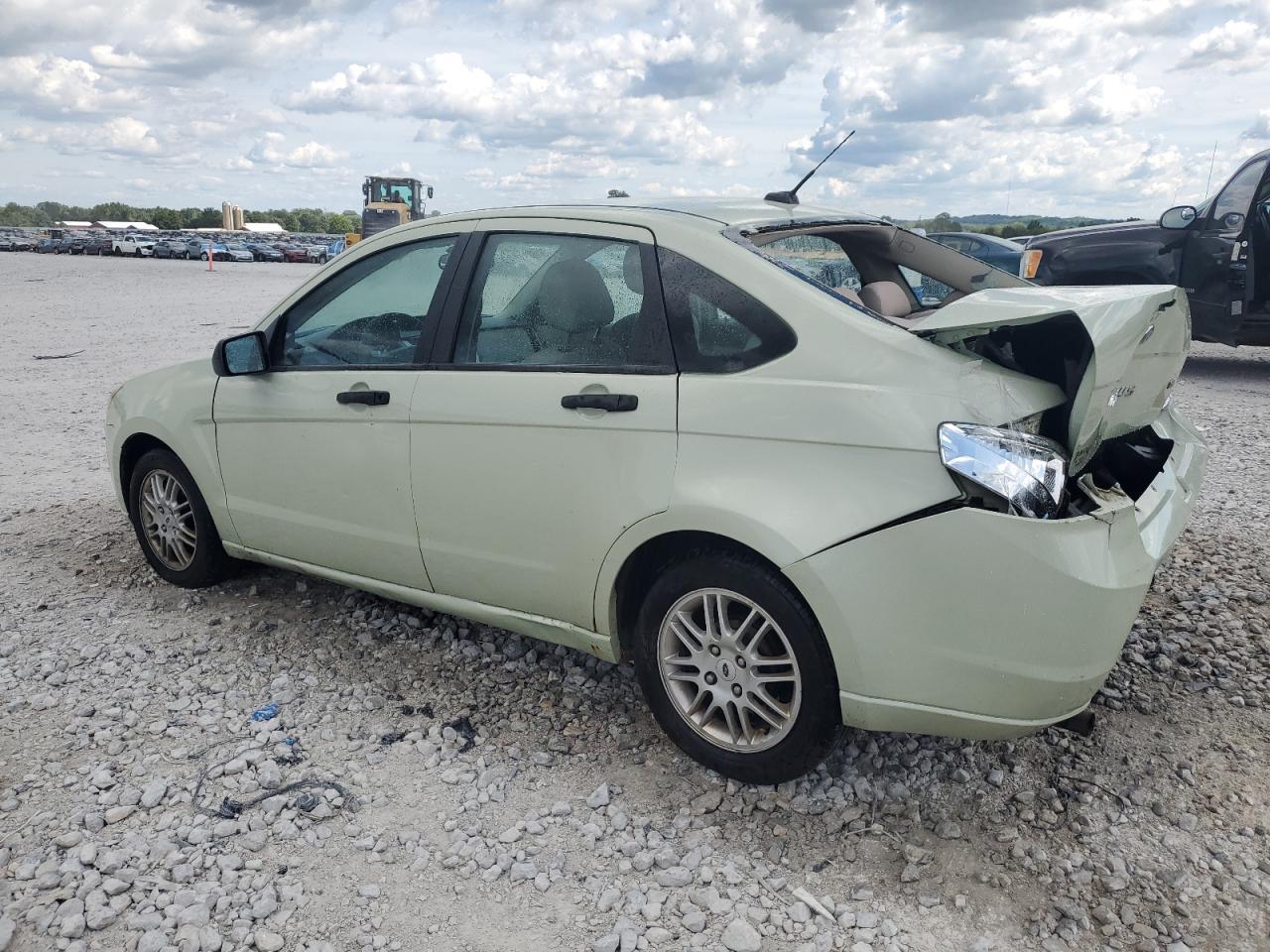 2010 Ford Focus Se - Image 2