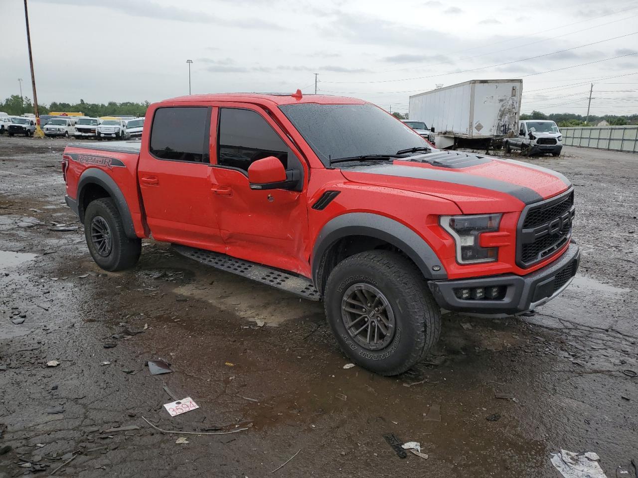 2019 Ford F150 Raptor - Фото 4
