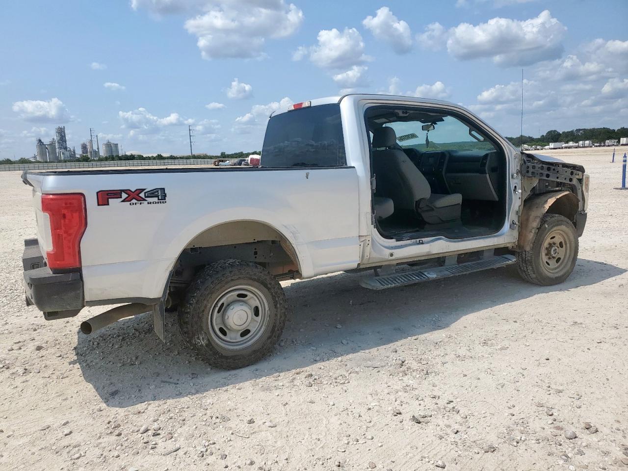 2019 Ford F250 Super Duty - Image 3