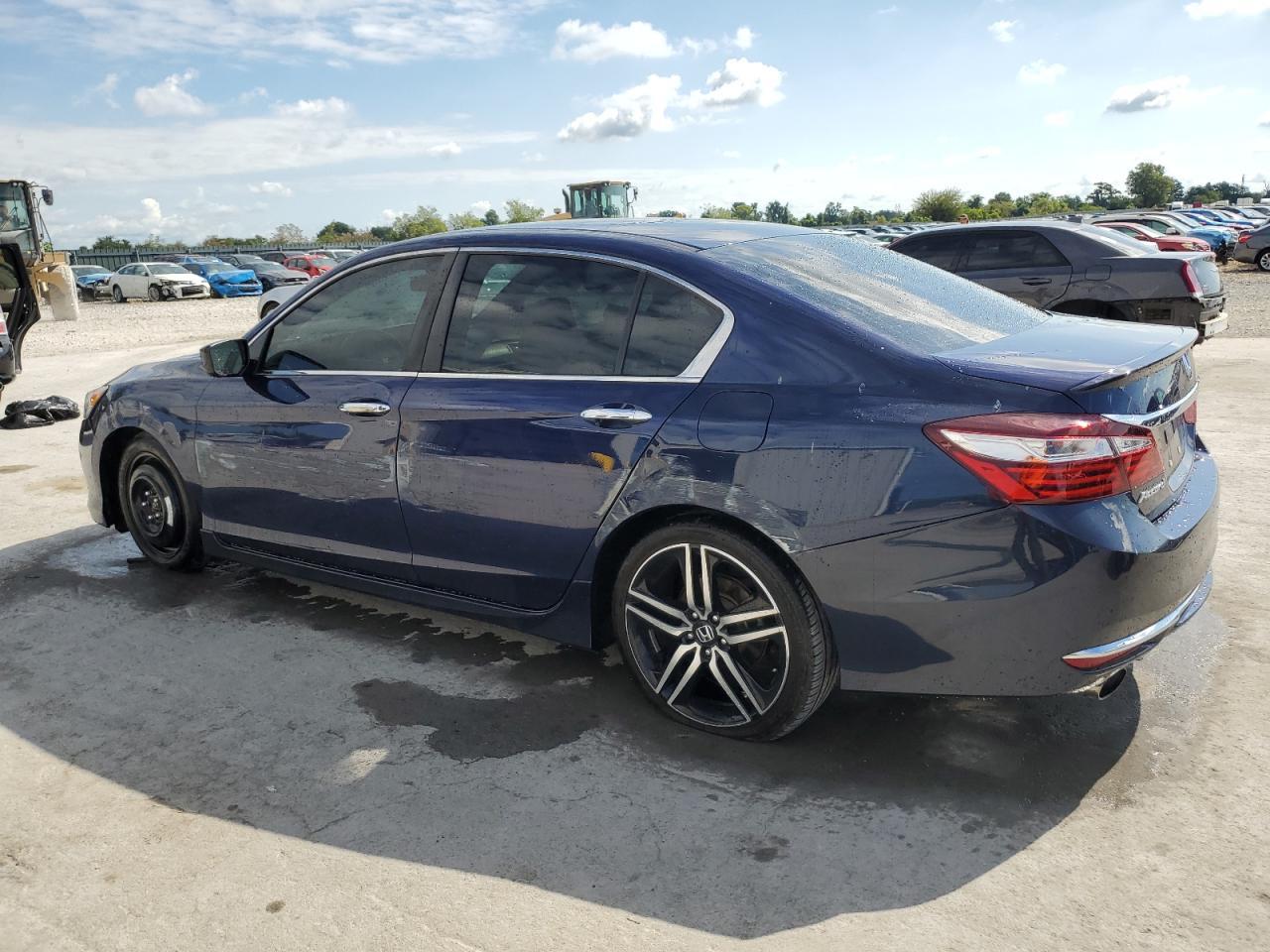 2016 Honda Accord Sport - Фото 2