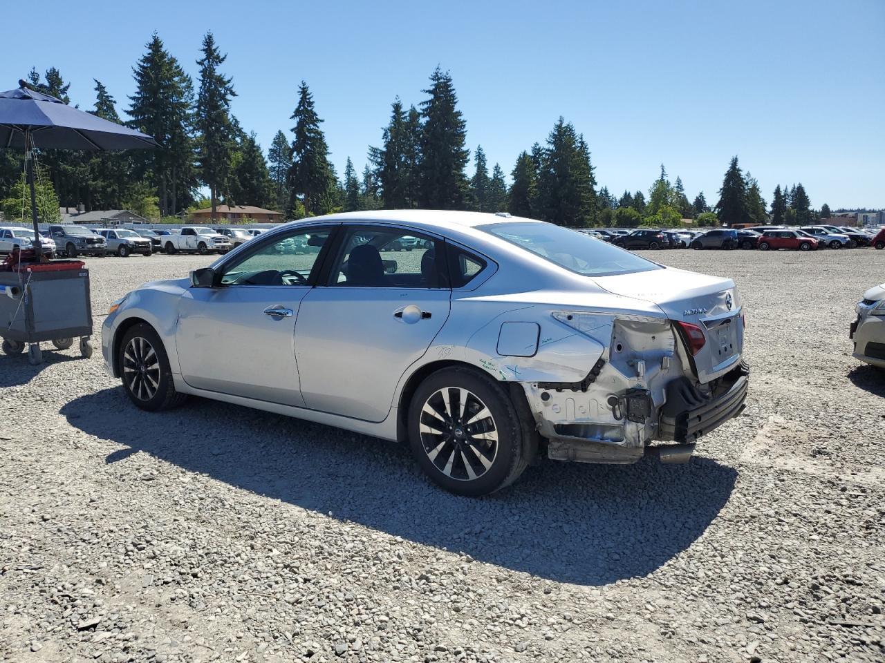 2018 Nissan Altima 2.5 - Image 2