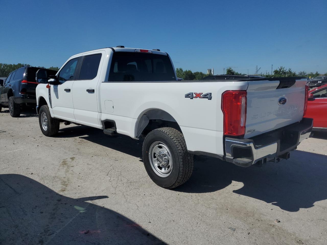 2024 Ford F350 Super Duty Super Duty - Image 2