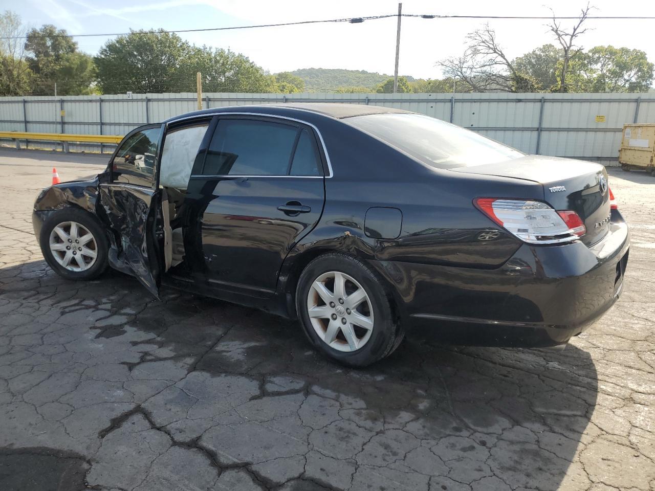2006 Toyota Avalon Xl - Фото 2