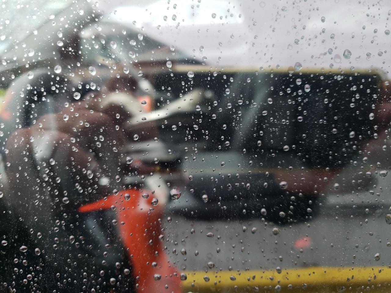 2025 Tesla Model Y - Фото 7