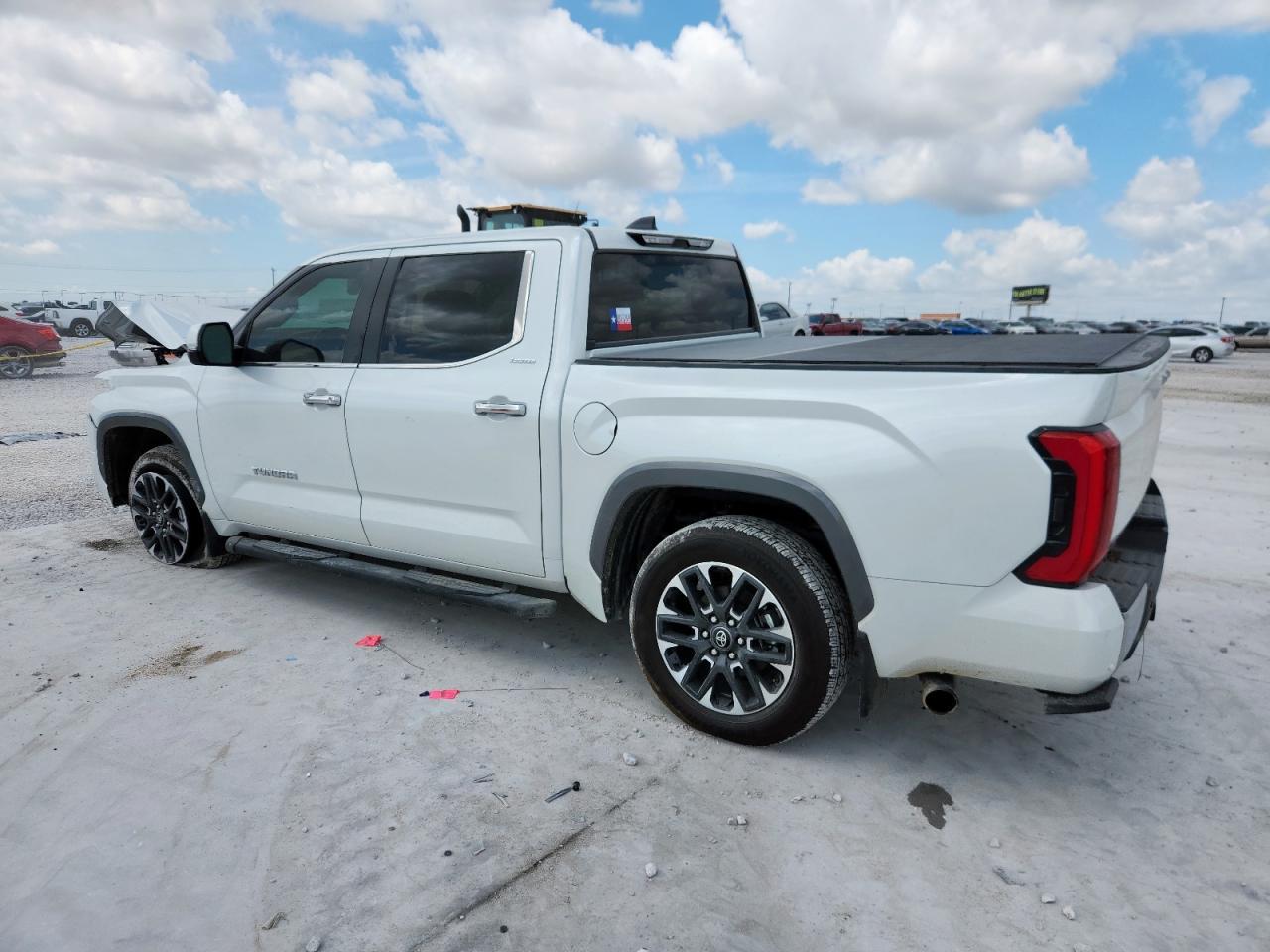 2025 Toyota Tundra Crewmax Limited - Фото 2