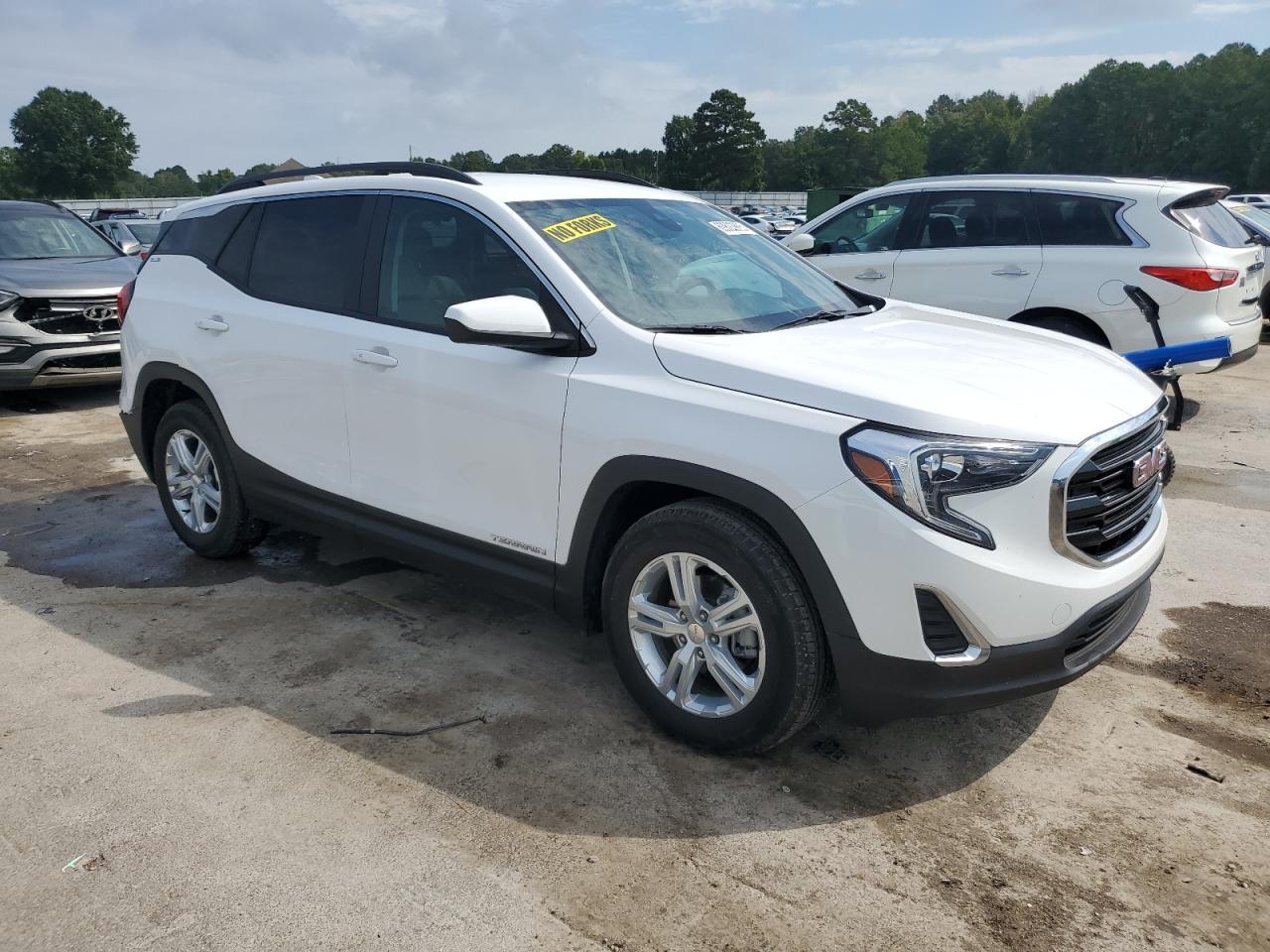 2021 GMC Terrain Sle - Image 4