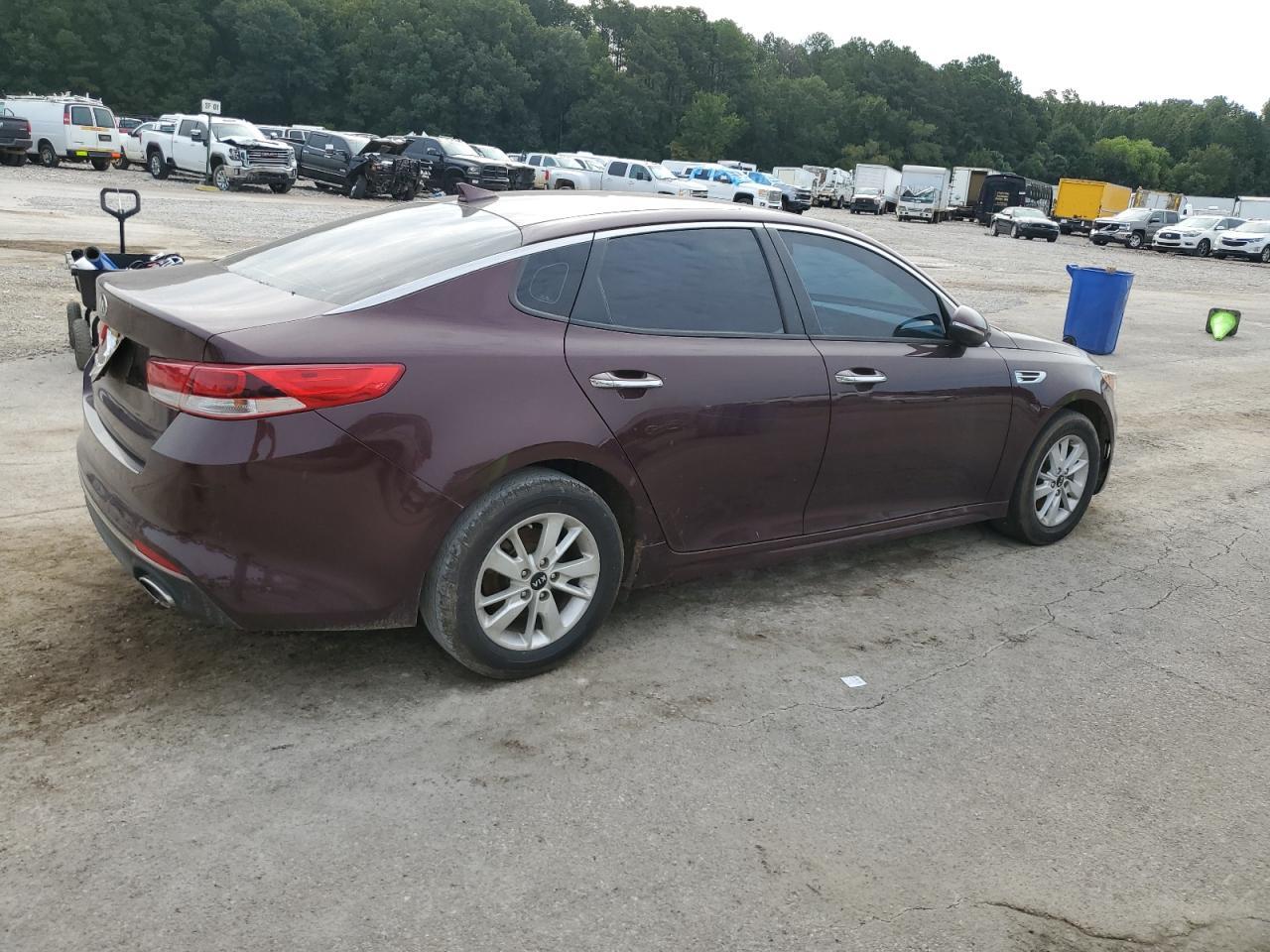 2018 Kia Optima Lx - Image 3