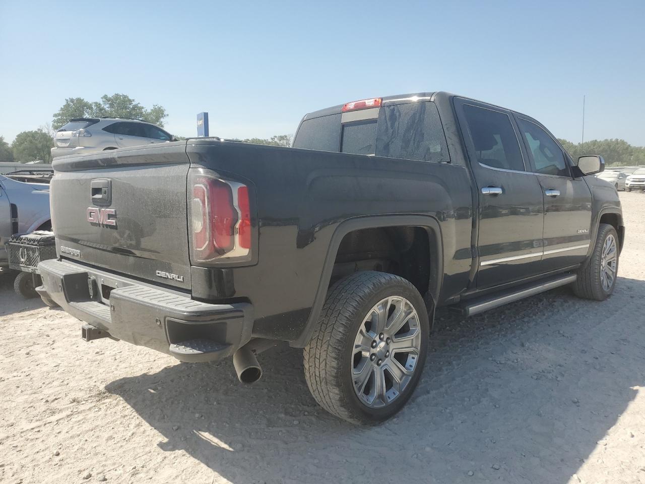 2017 GMC Sierra K1500 Denali - Фото 3