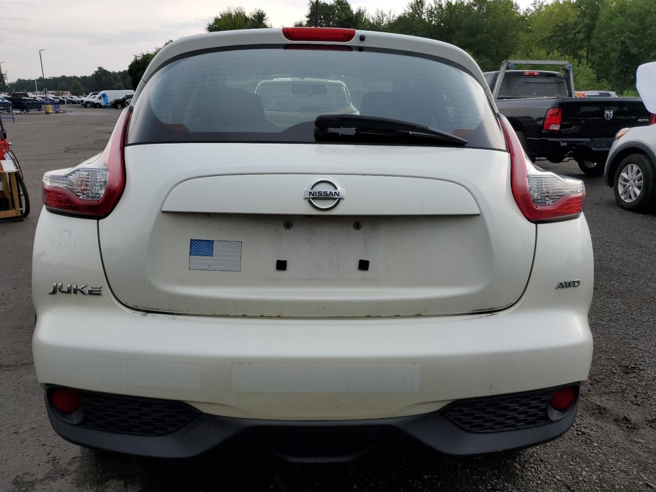 2015 Nissan Juke S - Фото 6