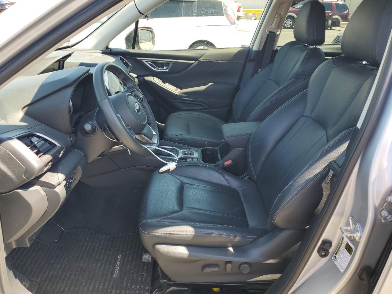 2022 Subaru Forester Touring - Image 7