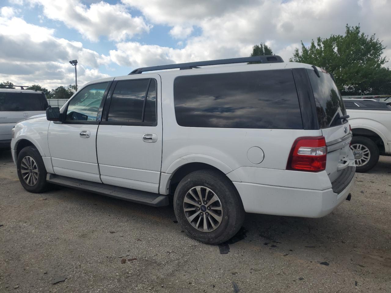 2017 Ford Expedition El Xlt - Image 2