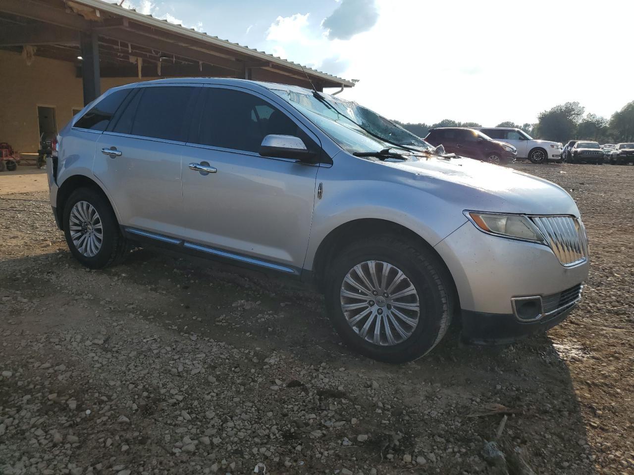 2011 Lincoln Mkx - Image 4