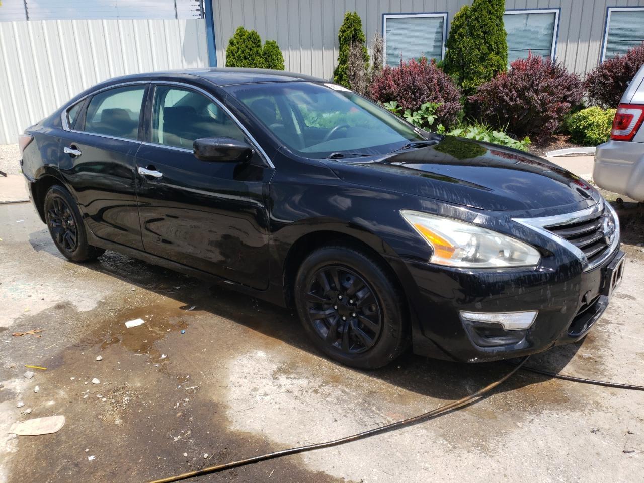 2014 Nissan Altima 2.5 - Image 4