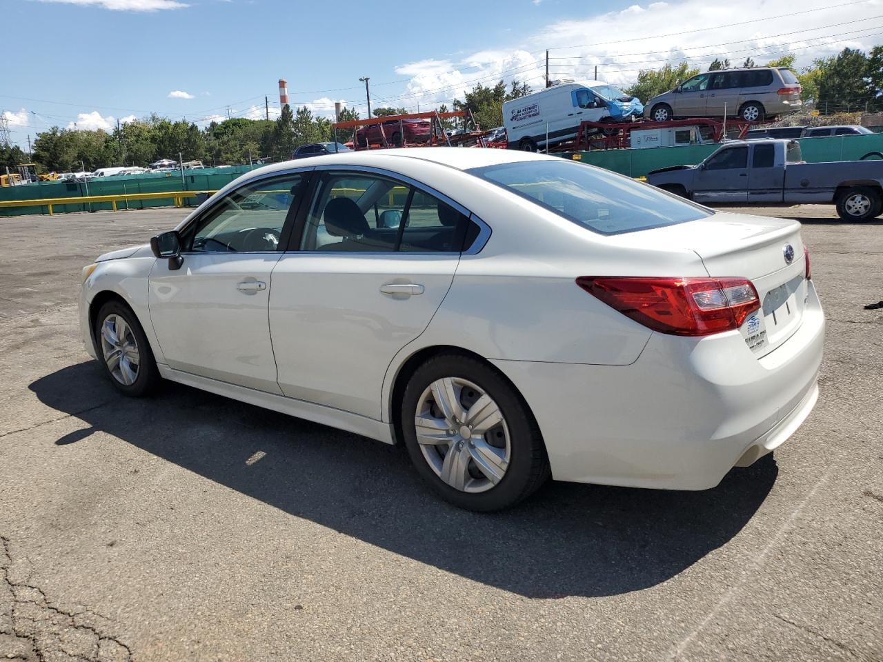2015 Subaru Legacy 2.5I - Фото 2