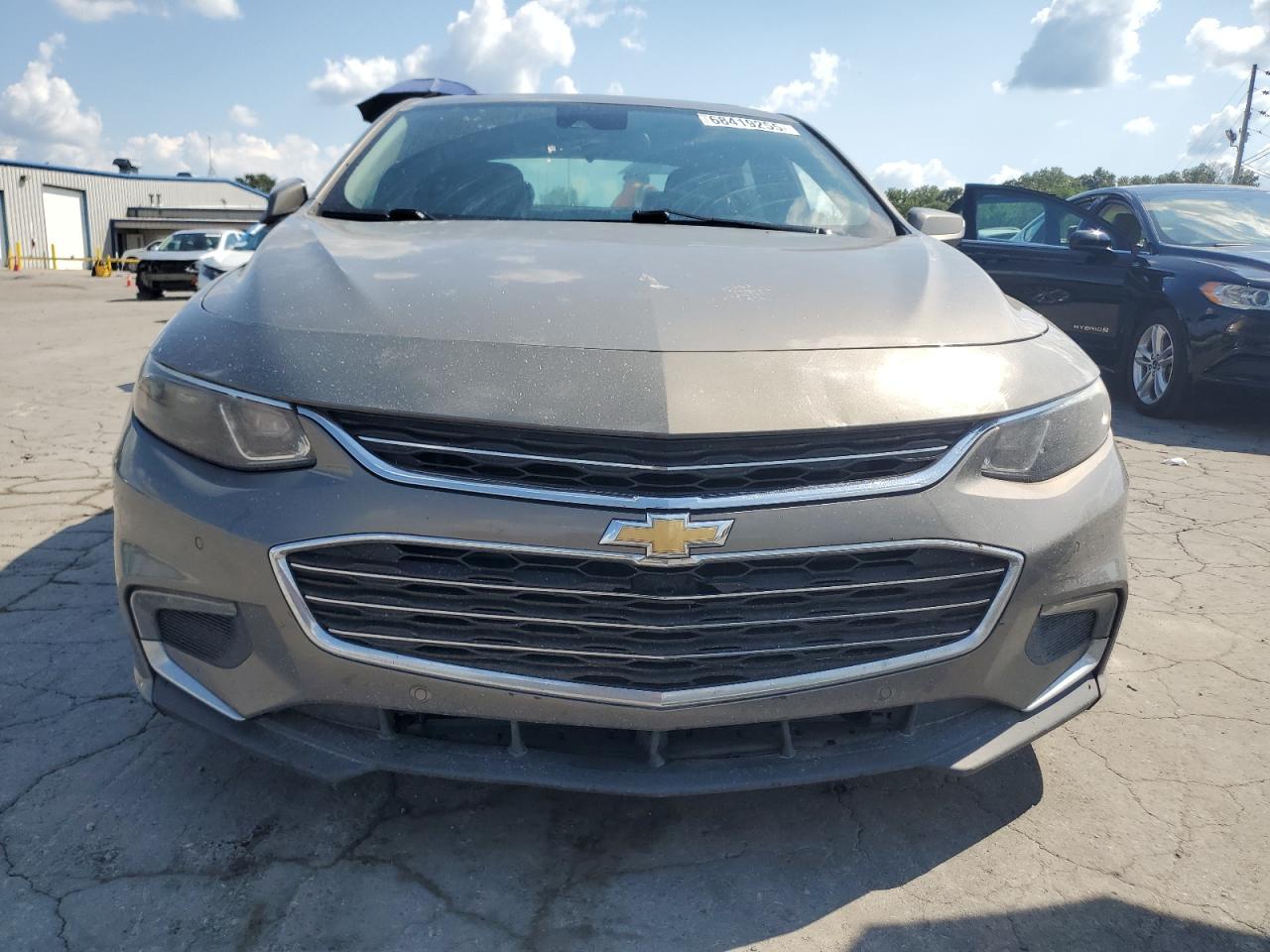 2017 Chevrolet Malibu Premier - Image 5