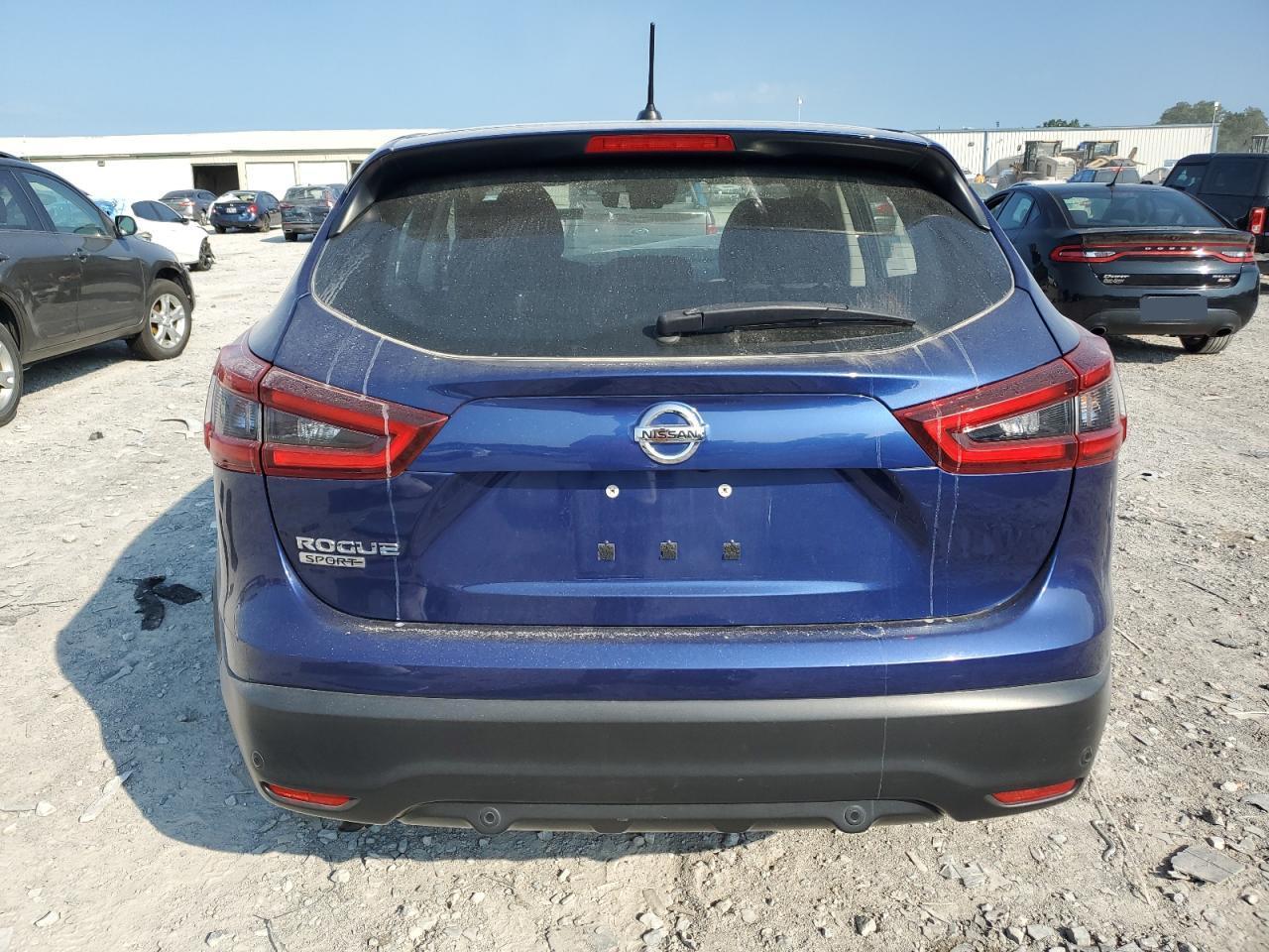 2020 Nissan Rogue Sport S - Image 6