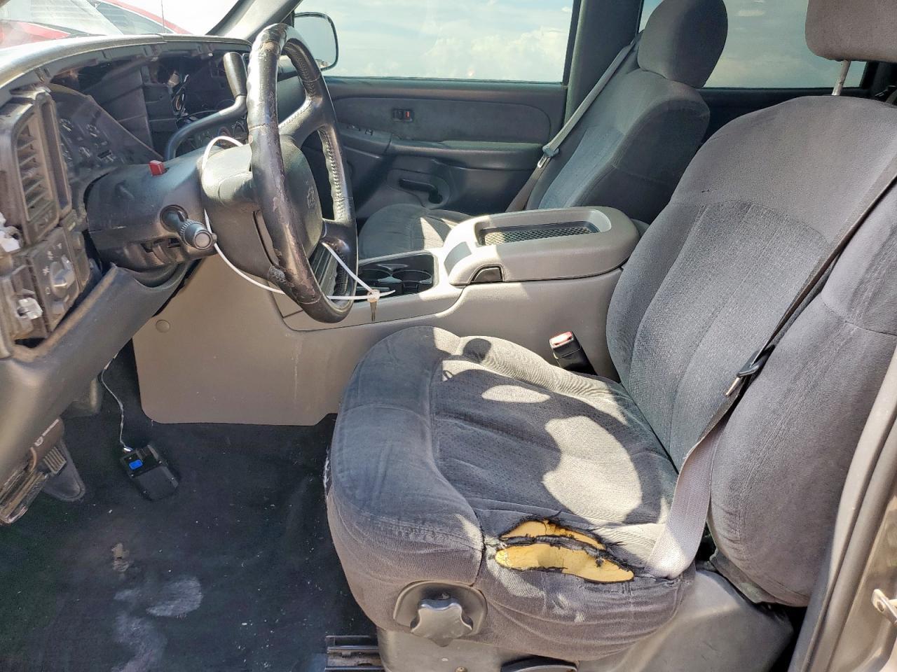 2002 Chevrolet Silverado C2500 Heavy Duty - Фото 7