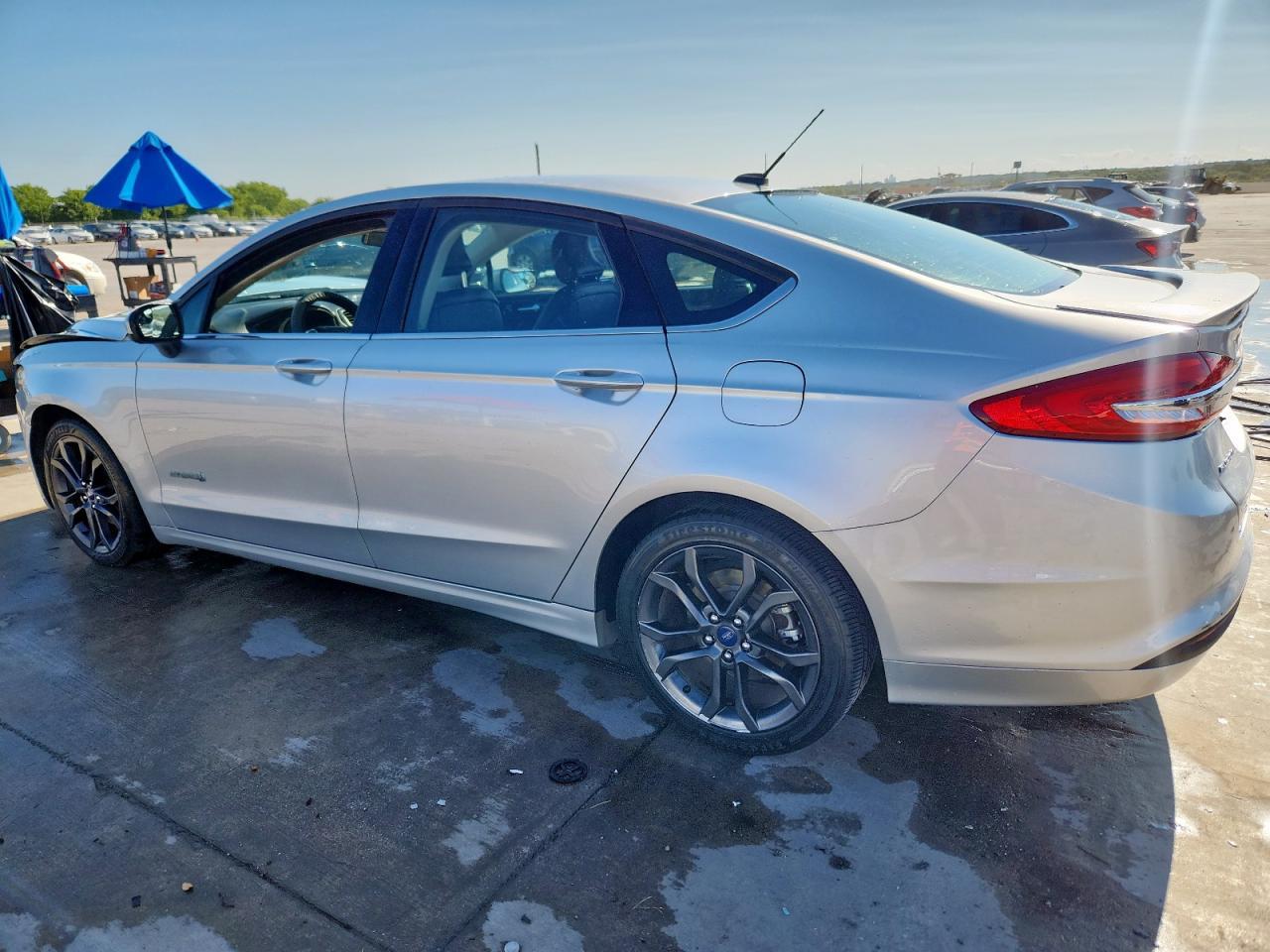 2018 Ford Fusion Se Hybrid - Image 2