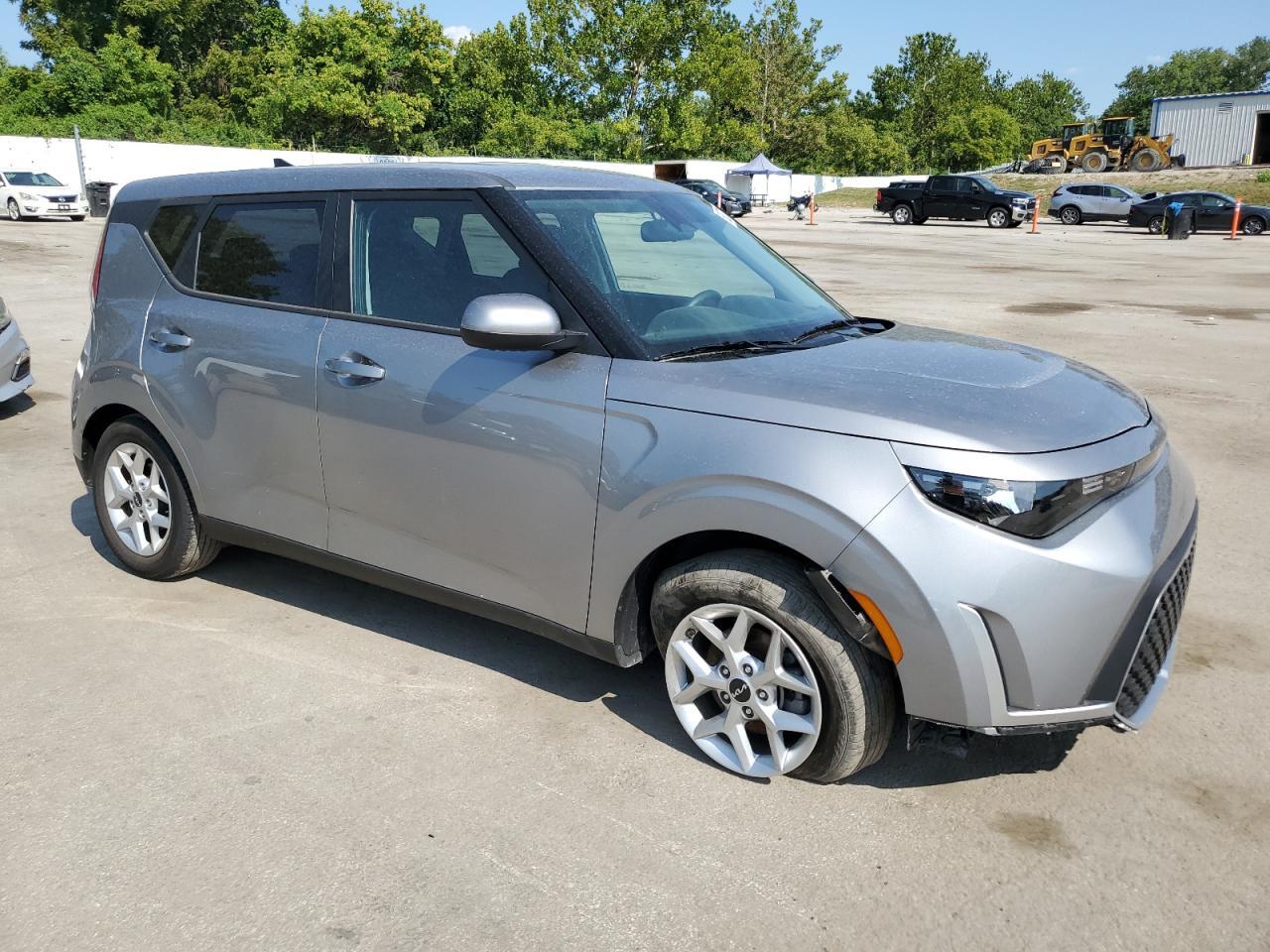 2024 Kia Soul Lx - Image 4