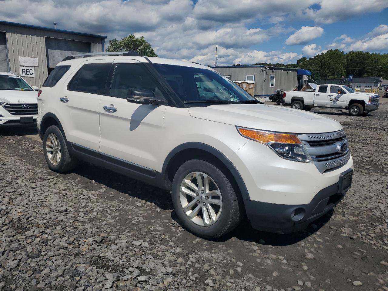 2014 Ford Explorer Xlt - Фото 4